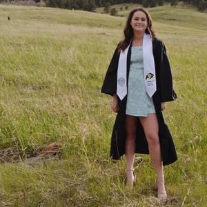 Meet your Posher, Melissa